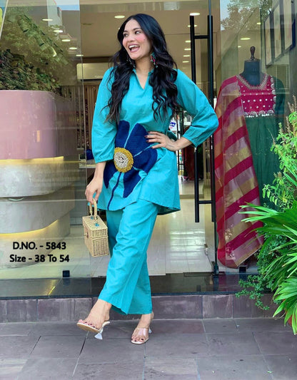 Premium Cotton Slub / Cotton Flex (Khadi) Aari Woolen Thread Work 2-Piece Set